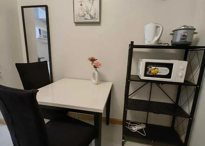 Brand New Urban Lights At Congressional Towne Center Tower 2!! Apartment *